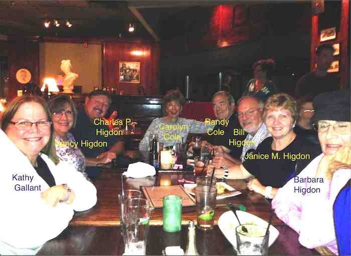 02 Thursday Nite at the Irish Pub.01