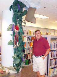 Jack and the Beanstalk sculpture at the Kalamazoo Library