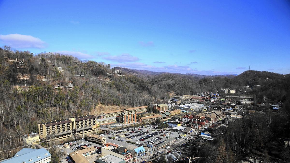 downtown Gatlinsburg