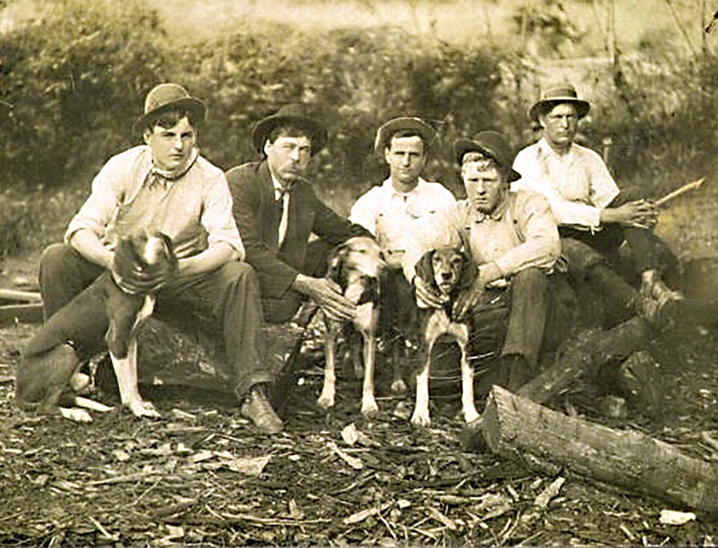 Higdon Hunting Party.5.5 X 4.2.front