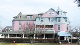 The Grenville Hotel front